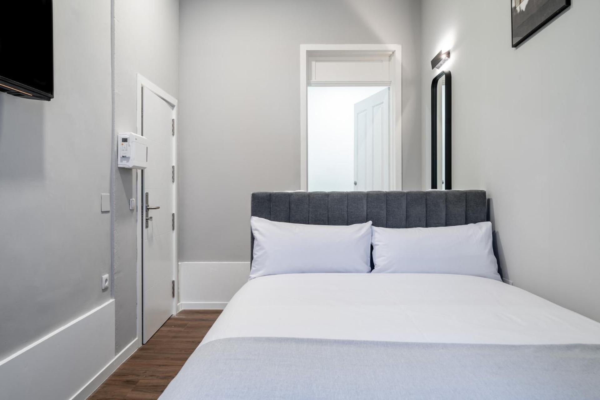 Limehome Porto Rua De Dom Manuel II Chambre photo